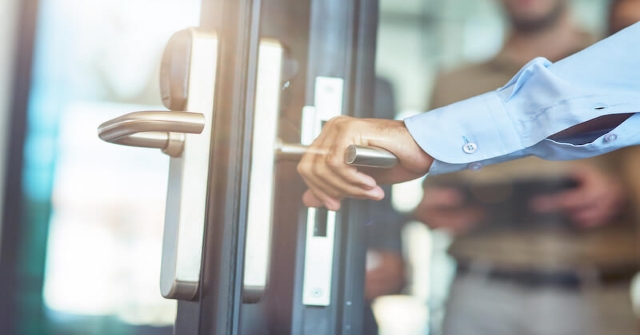 The Benefits Of An SIA Trained Caretaker In Schools